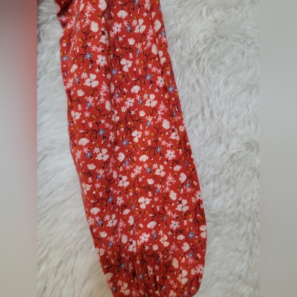 Old Navy Girls Salmon Floral Blouse Long Sleeve Smocked Styled Size 14/16 - Picture 8 of 10